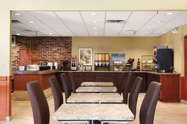 Las mejores ofertas de Ex Ramada by Wyndham Sioux City Scotia 