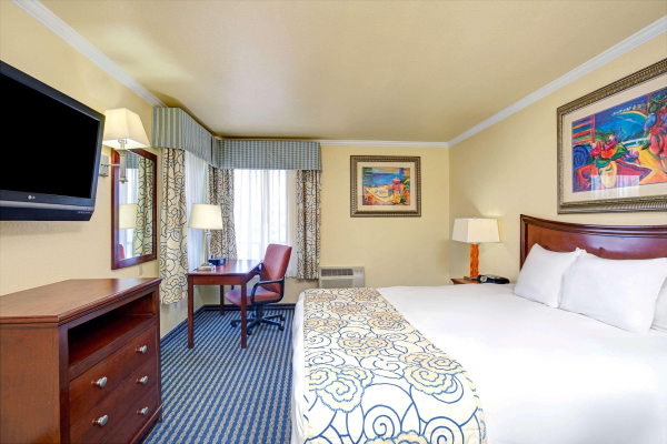 Las mejores ofertas de Super 8 by Wyndham Santa Cruz/Beach Boardwalk East California City 