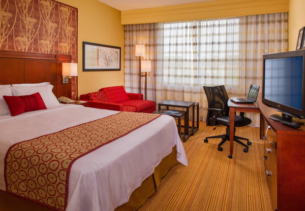 Las mejores ofertas de Courtyard Long Island MacArthur Airport Nueva York