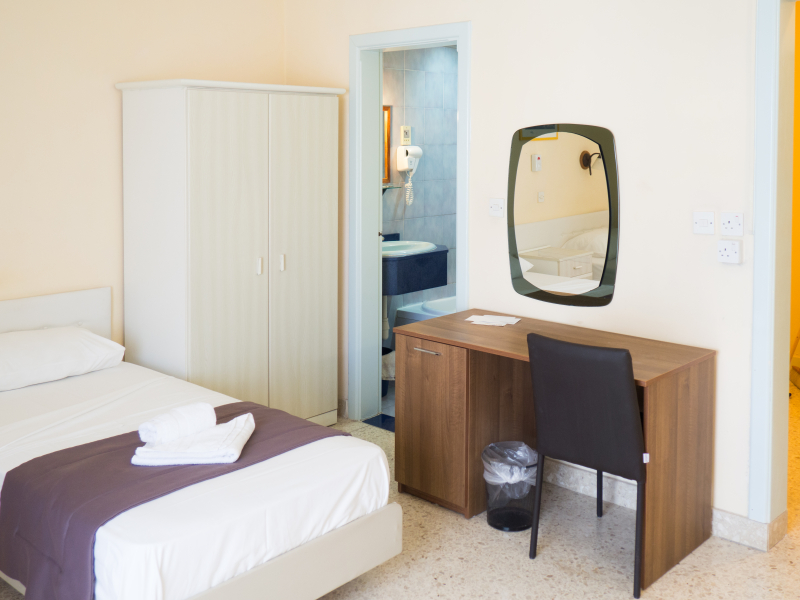 Mavina Hotel & Apartments