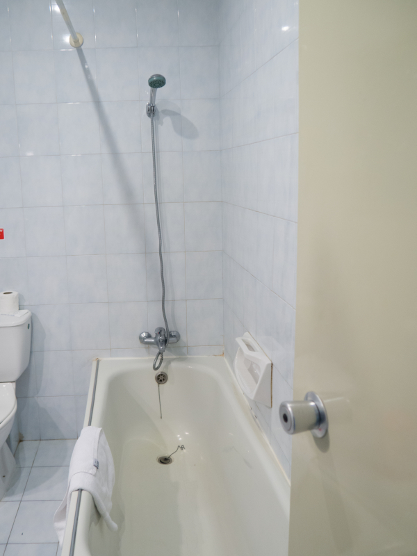 Mavina Hotel & Apartments