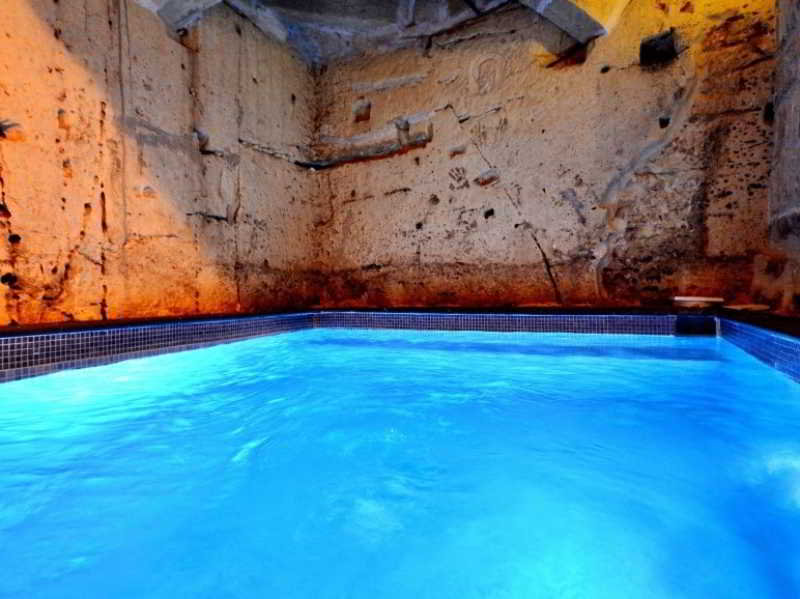 Number 19 Executive Suites