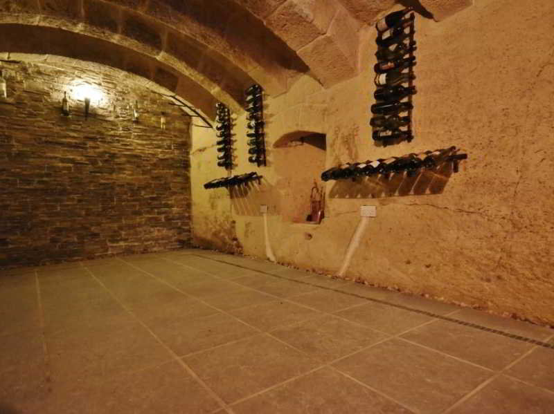 Number 19 Executive Suites