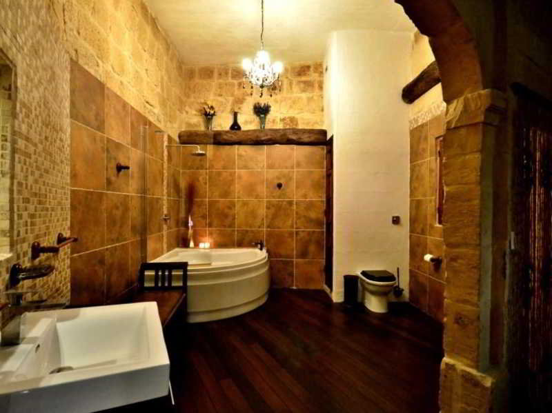 Number 19 Executive Suites