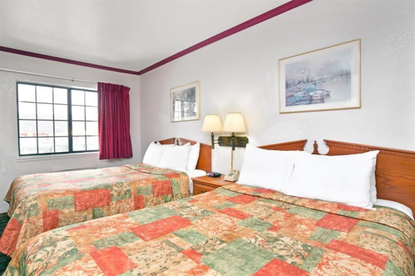 Las mejores ofertas de Super 8 Santa Cruz/Beach/Boardwalk West California City 