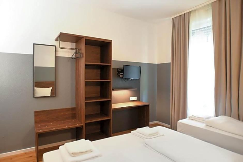Las mejores ofertas de Apadana Hotel Frankfurt