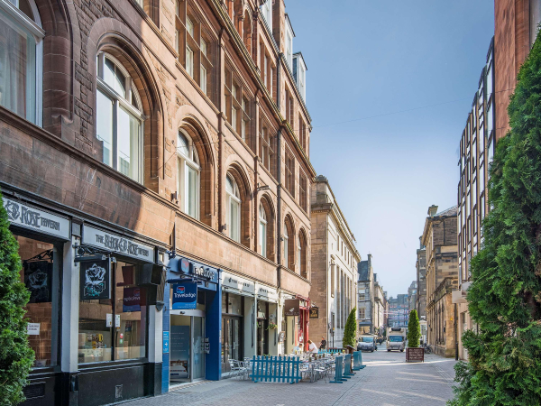 Las mejores ofertas de Travelodge Edinburgh Central Rose Street Edinburgh City Chamber