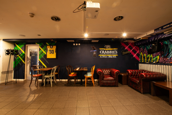 Las mejores ofertas de A&O city hostel edinburgh Edinburgh City Chamber