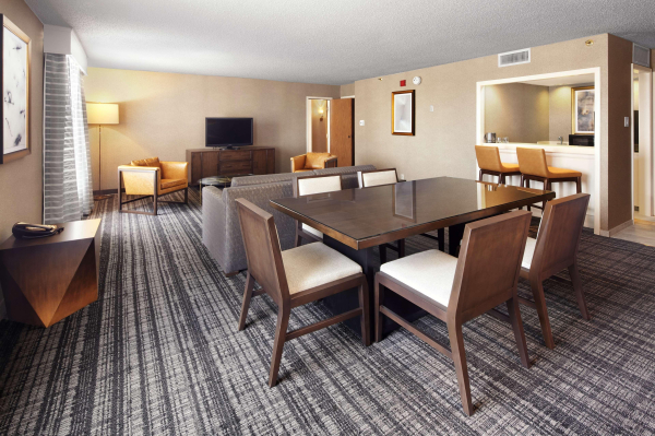 Las mejores ofertas de Doubletree Hotel Dallas Near the Galleria Dallas 