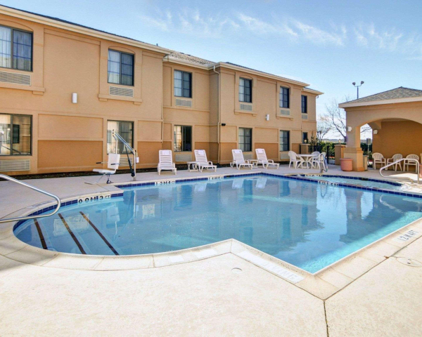 Las mejores ofertas de Quality Inn and Suites DFW South Dallas 