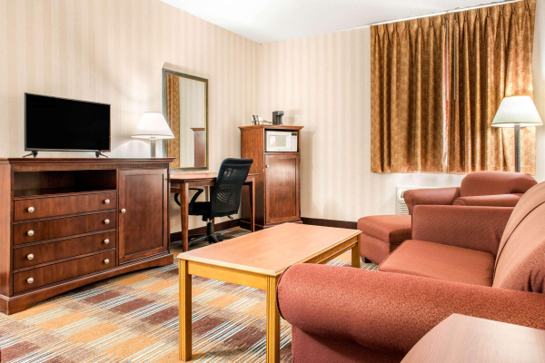 Las mejores ofertas de Quality Inn & Suites Miamisburg - Dayton South Dayton 