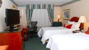 Hilton Garden Inn Staten Island