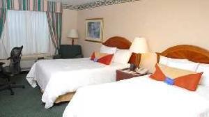 Hilton Garden Inn Staten Island