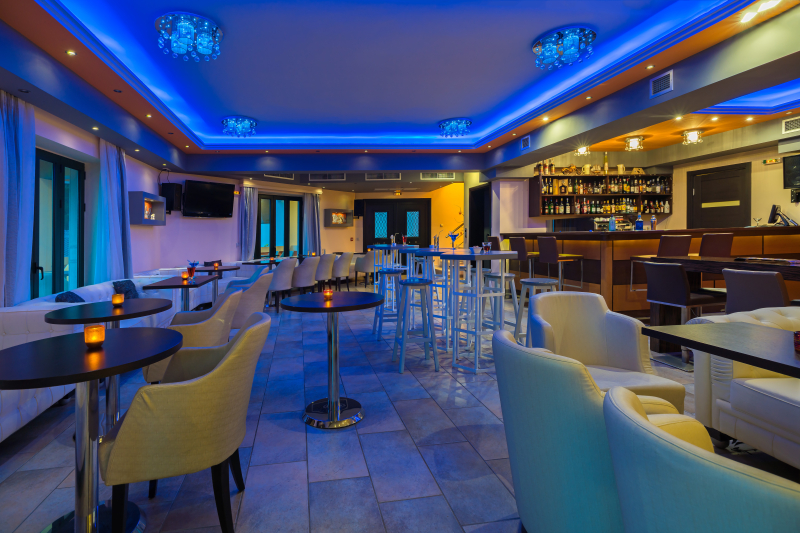 Ai Yannis Suites & Apartments