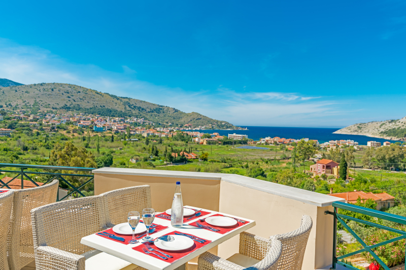 Ai Yannis Suites & Apartments