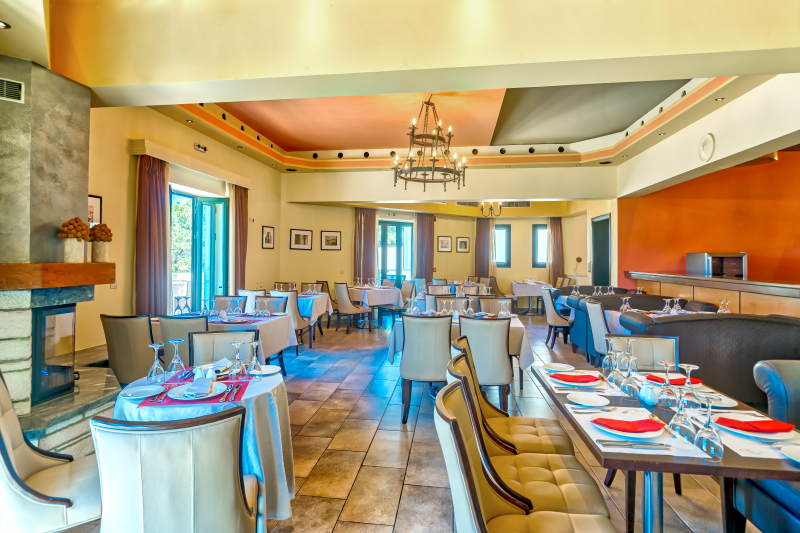 Ai Yannis Suites & Apartments