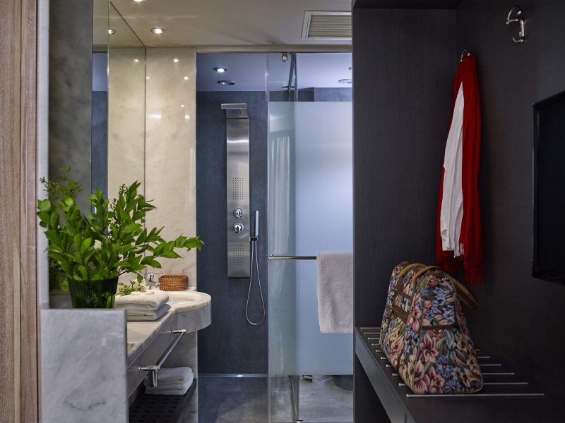 Kyma Suites Beach Hotel