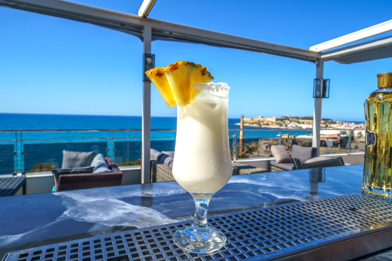 Macaris Suites & Spa