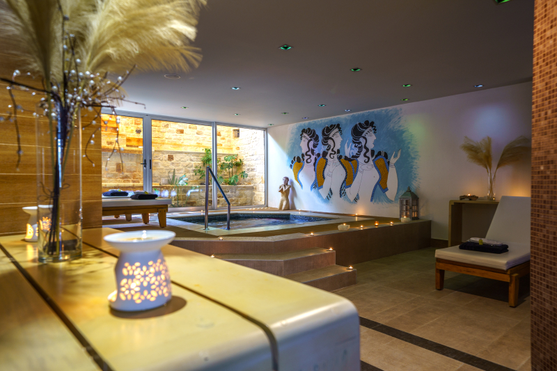 Macaris Suites & Spa