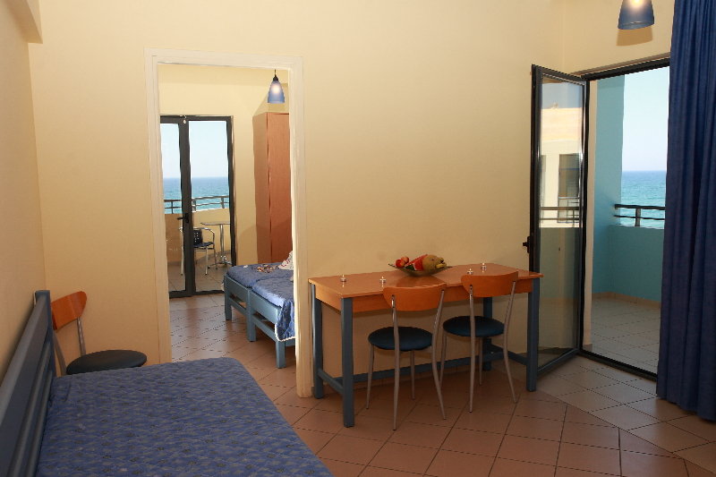 Medusa Hotel Apartments