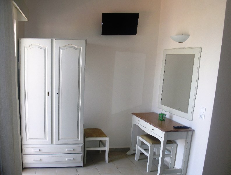 Camelia Studios Apartments