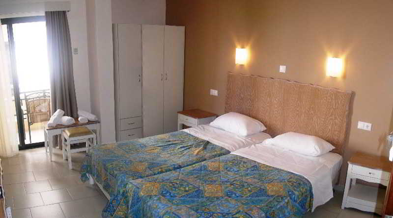 Camelia Studios Apartments