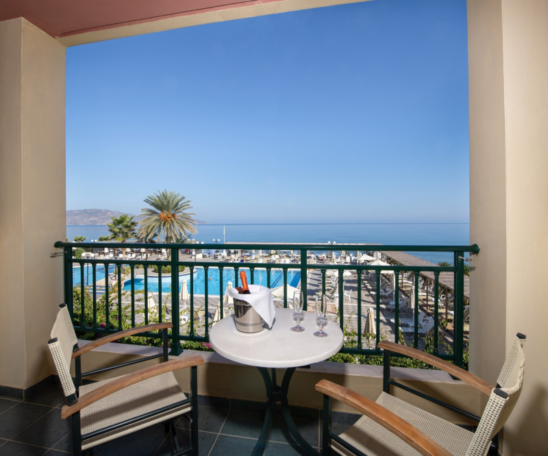 Hydramis Palace Beach Resort