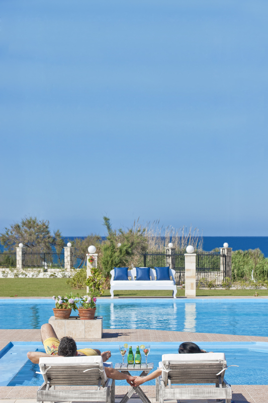 Mrs Chryssana Beach Hotel