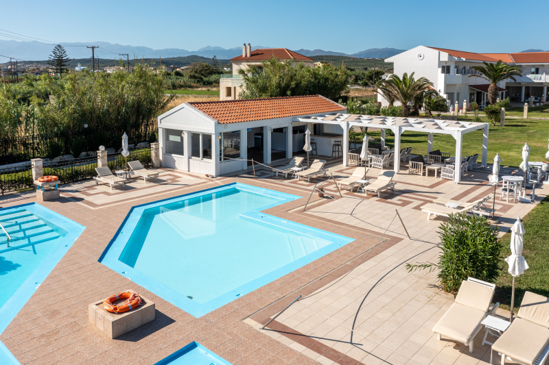 Mrs Chryssana Beach Hotel