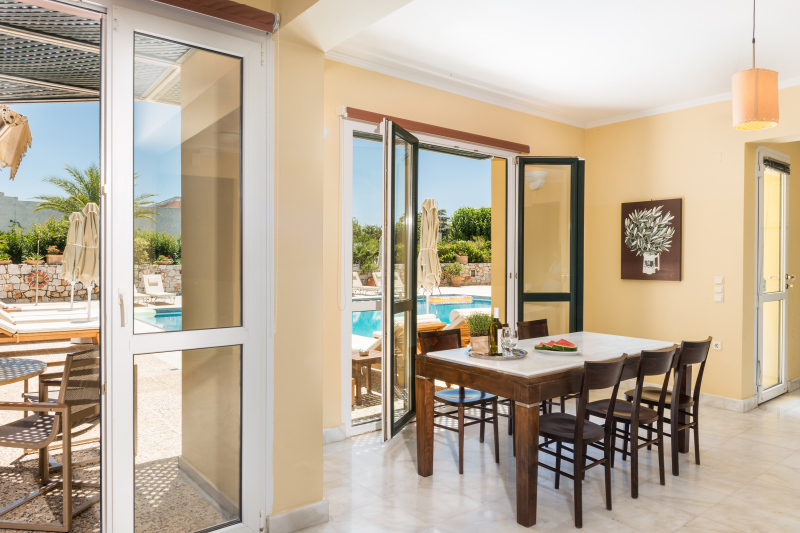 Daphnis Villas