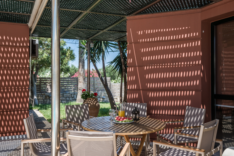 Daphnis Villas