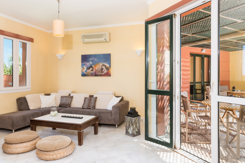 Daphnis Villas