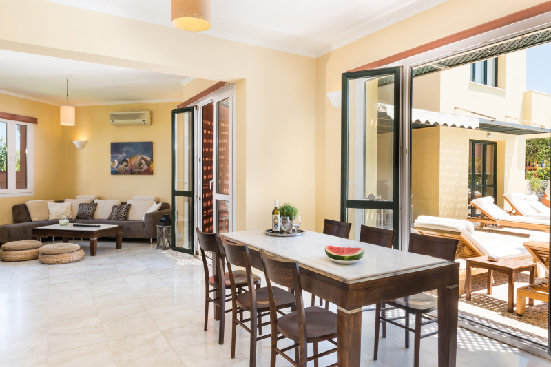 Daphnis Villas