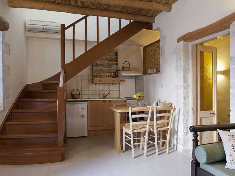 Kastellos Traditional House