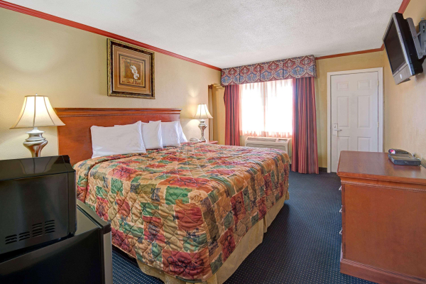 Las mejores ofertas de Days Inn by Wyndham Albuquerque Downtown Albuquerque 