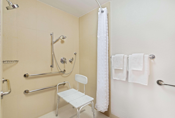 Las mejores ofertas de Doubletree by Hilton Orlando East - UCF Area Orlando 