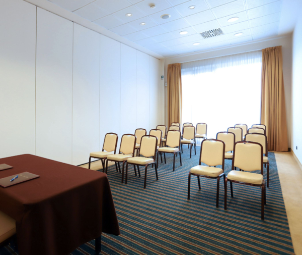 Las mejores ofertas de Monica Hotel Fiera Milan