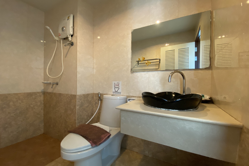 C.A.P. Mansion Hotel by ZUZU