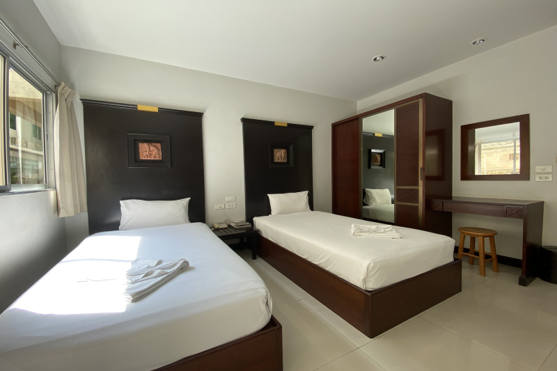 C.A.P. Mansion Hotel by ZUZU