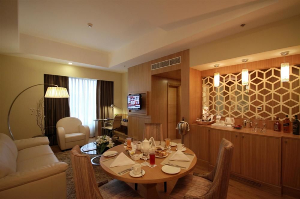 Las mejores ofertas de Golden Tulip Chattarpur Delhi