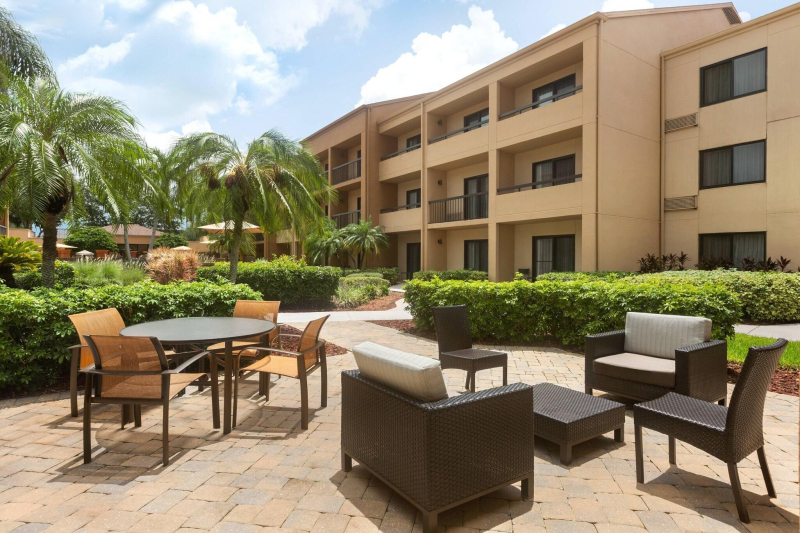 Courtyard Fort Myers Cape Coral