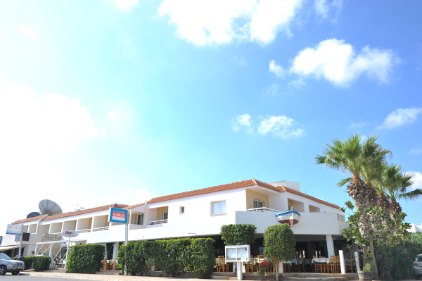 Las mejores ofertas de Captain Karas Holiday APTS Protaras
