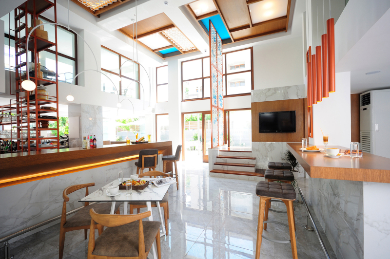 Atrium Ambiance Hotel