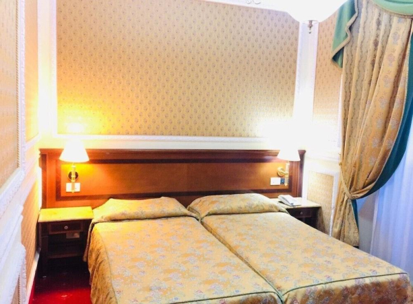 Las mejores ofertas de CHAMPAGNE GARDEN HOTEL Roma