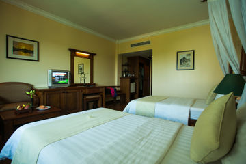 Pacific Hotel & Spa