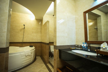 Pacific Hotel & Spa