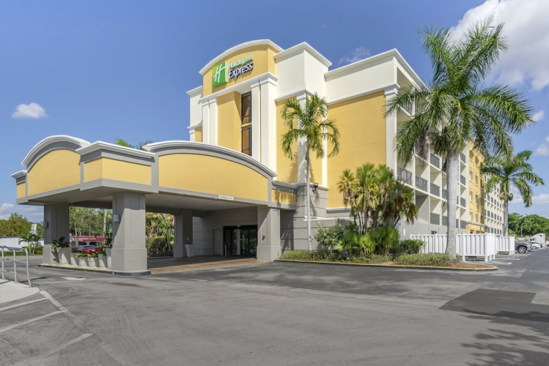 Holiday Inn Express Cape Coral - Fort Myers Area