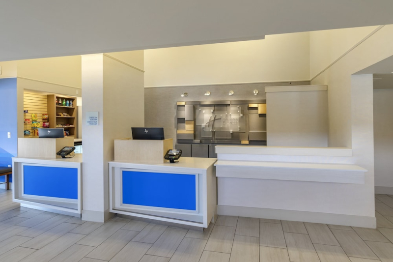 Holiday Inn Express Cape Coral - Fort Myers Area