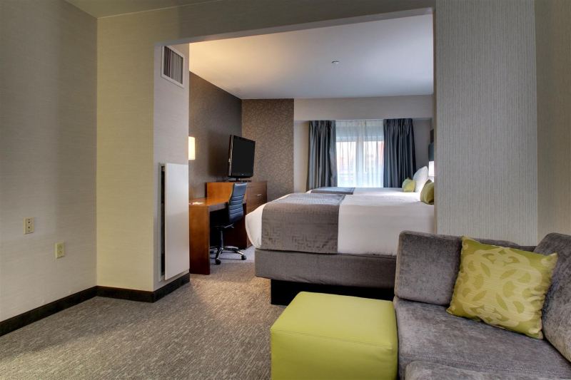 BEST WESTERN ROUNDHOUSE SUITES
