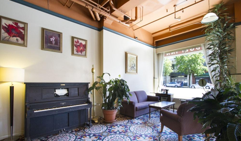 BUDGET INN PATRICIA HOTEL